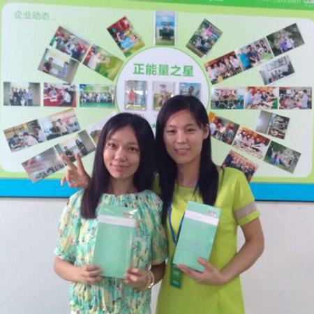 香港PG电子月度优秀员工合影